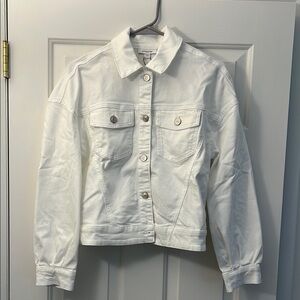 Chico's White Denim Jacket With Embroidered Parrot NWT